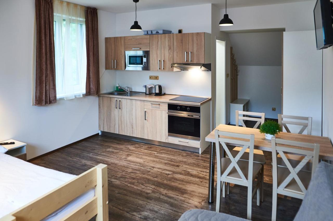 Aparthotel Stodola na Bílé à Bila  Extérieur photo